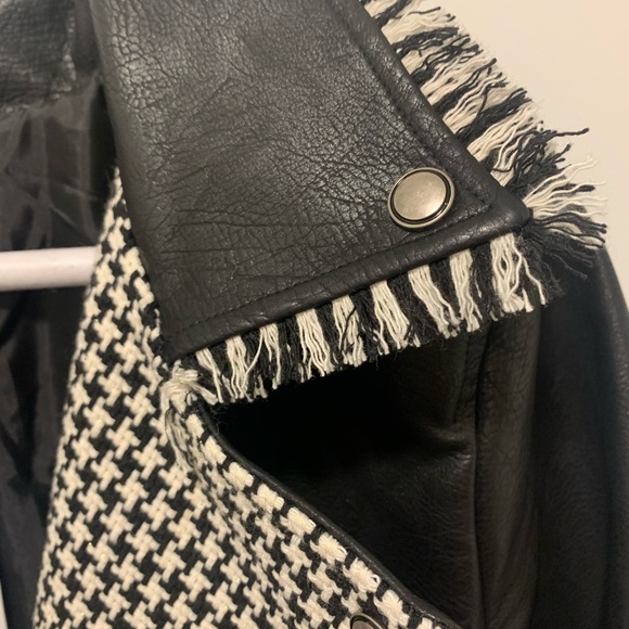 Leather jacket - Picture 4 of 5